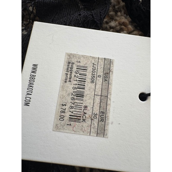 JACK by BB Dakota Black‎ Lace Romper Bell Sleeve V Neck Size 0 NWT - Picture 4 of 8